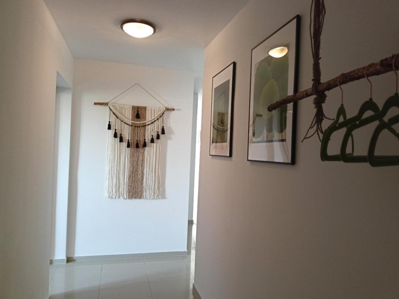 Lemuria Pokoje Hostel Chojnowska A Legnica Kültér fotó