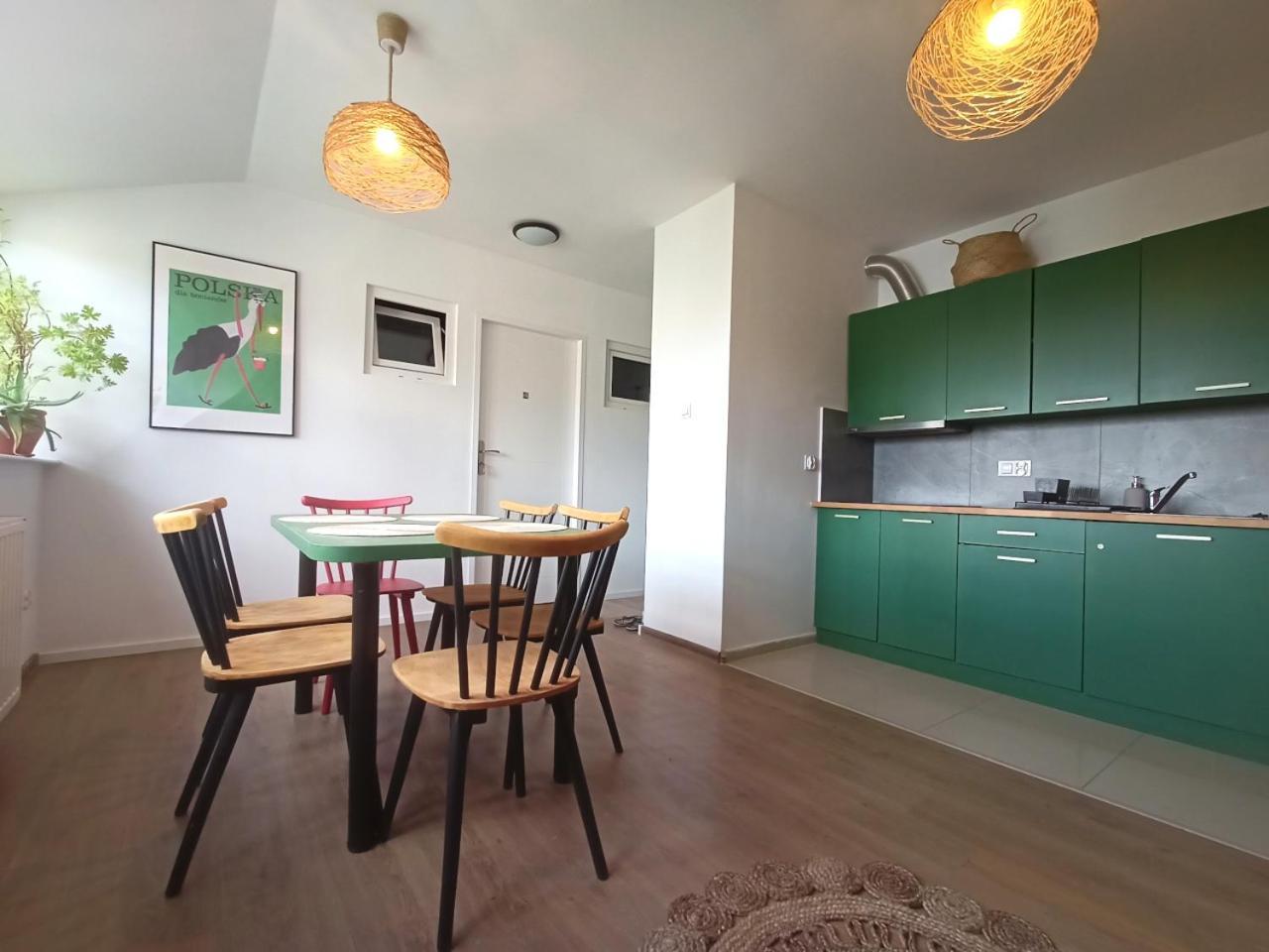 Lemuria Pokoje Hostel Chojnowska A Legnica Kültér fotó